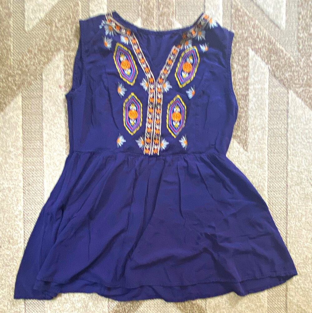 SheIn Women's Blue Embroidered A-Line Top V-Neck Sleeveless, Size M